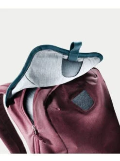 Deuter Vista Chap Backpack -Selected Fashion Luggage Stores 7cc935 10680d3e469249708bff844475e8ba77mv2