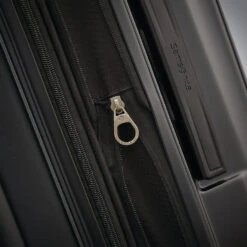 Samsonite Octiv Medium Spinner -Selected Fashion Luggage Stores 7cc935 1510ba1828c4480483d91fa4bdbd6d8amv2 2