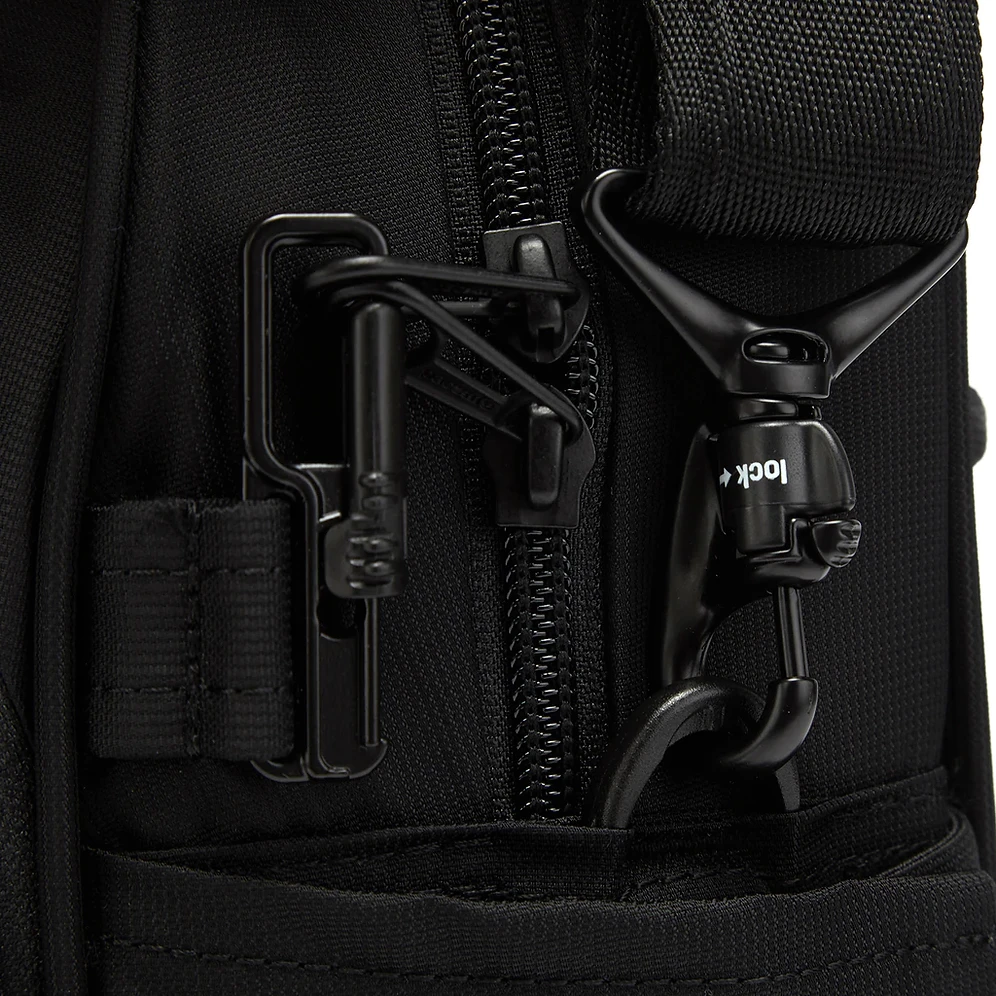Pacsafe Metrosafe LS250 Anti-Theft Shoulder Bag 13 Pacsafe Metrosafe LS250 Anti-Theft Shoulder Bag - Image 11