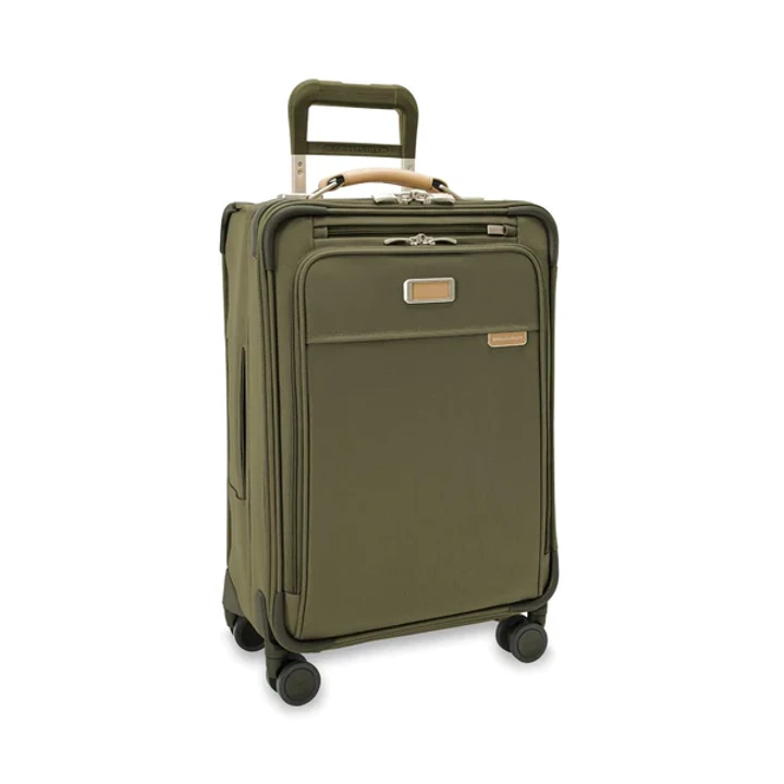 Briggs & Riley Baseline Essential Carry-On Spinner 4 Briggs & Riley Baseline Essential Carry-On Spinner - Image 2