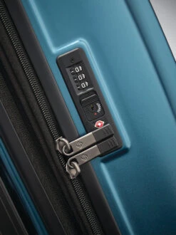 Samsonite Octiv Large Spinner -Selected Fashion Luggage Stores 7cc935 520dabc6bc3446e5aa3fab8d0035032cmv2 1