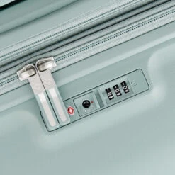 Samsonite Elevation Plus Medium Glider -Selected Fashion Luggage Stores 7cc935 7b79ce3cd5de4ba48e2eb294618abe34mv2 1