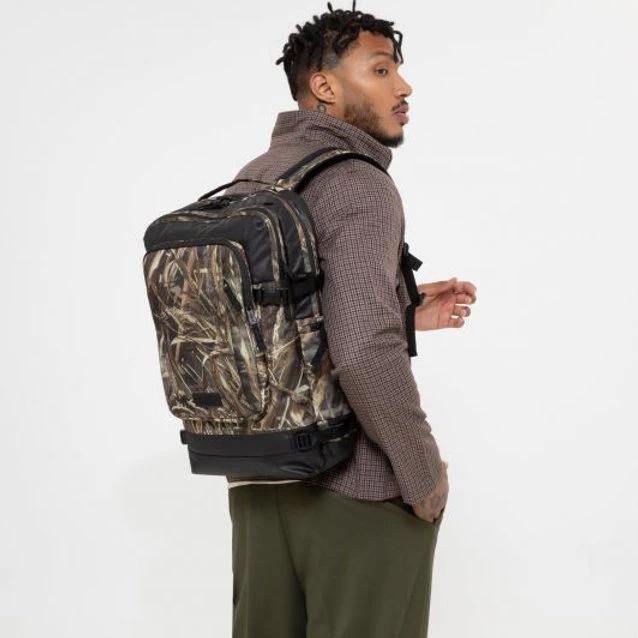 Eastpak Tecum Real Tree Camo - Large 3 Eastpak Tecum Real Tree Camo - Large