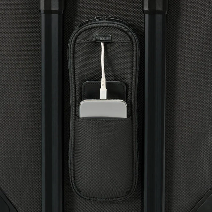 Briggs & Riley Baseline Essential 22" 2-Wheel Expandable Carry-On 14 Briggs & Riley Baseline Essential 22" 2-Wheel Expandable Carry-On - Image 12