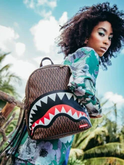 Sprayground Cashin Checks Savage Backpack 7 Sprayground Cashin Checks Savage Backpack -Selected Fashion Luggage Stores 7cc935 eee5fc1270ed471f9925d925848399f0mv2